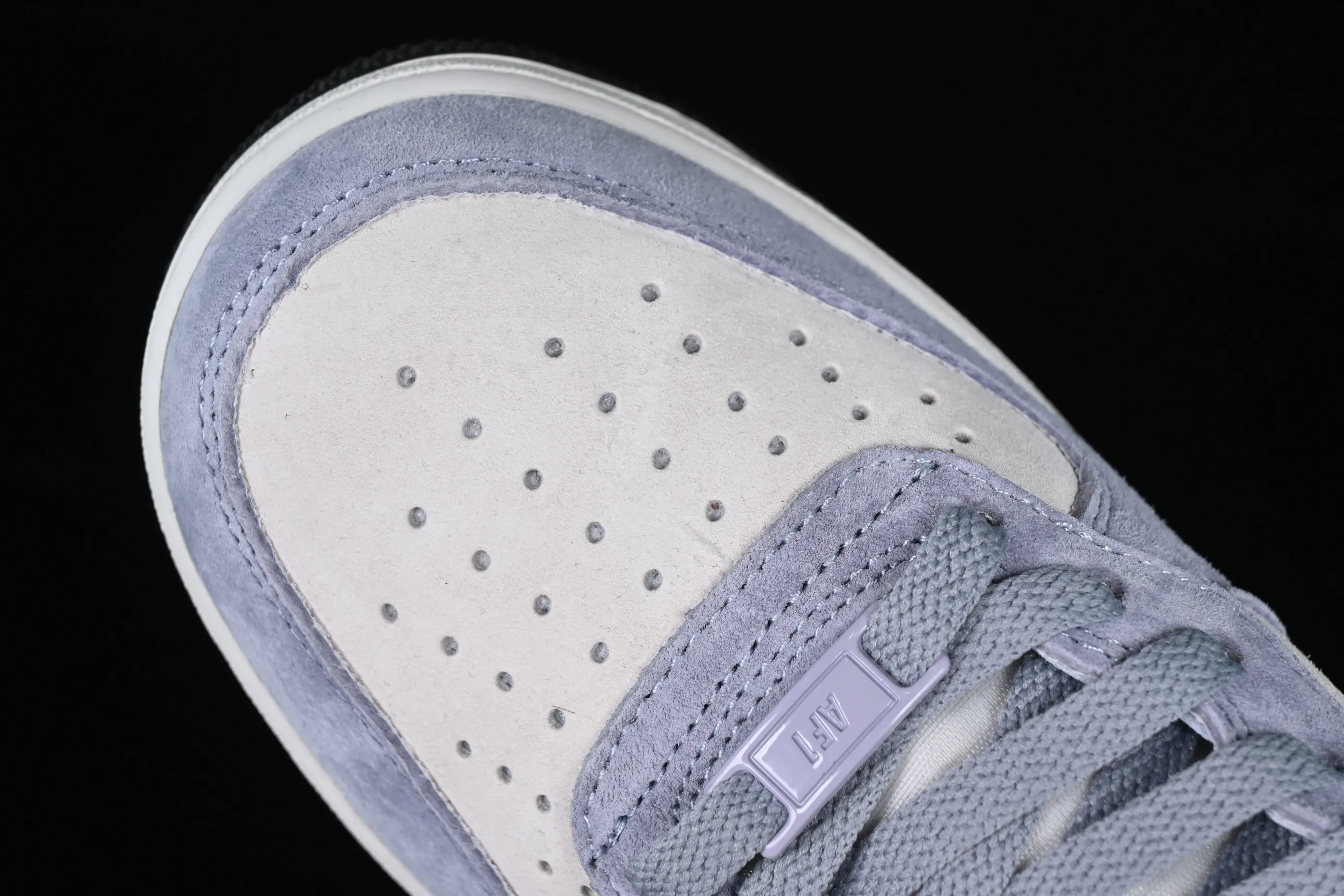 All categories Nk Air Force 1 Air Force series Nk Air Force 1 Mid Air Force mid-top Nk Air Force 1'07 Mid light blue suede Air Force One mid-top casual sneakers CG9904-104